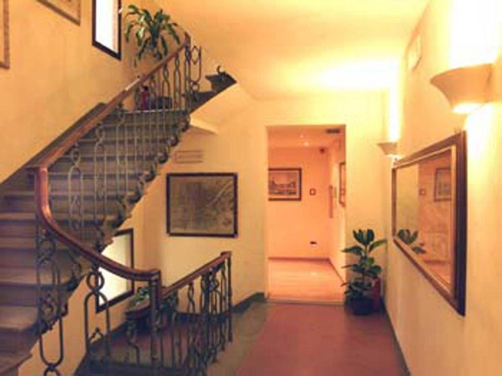 Hotel Benivieni Florence Exterior photo