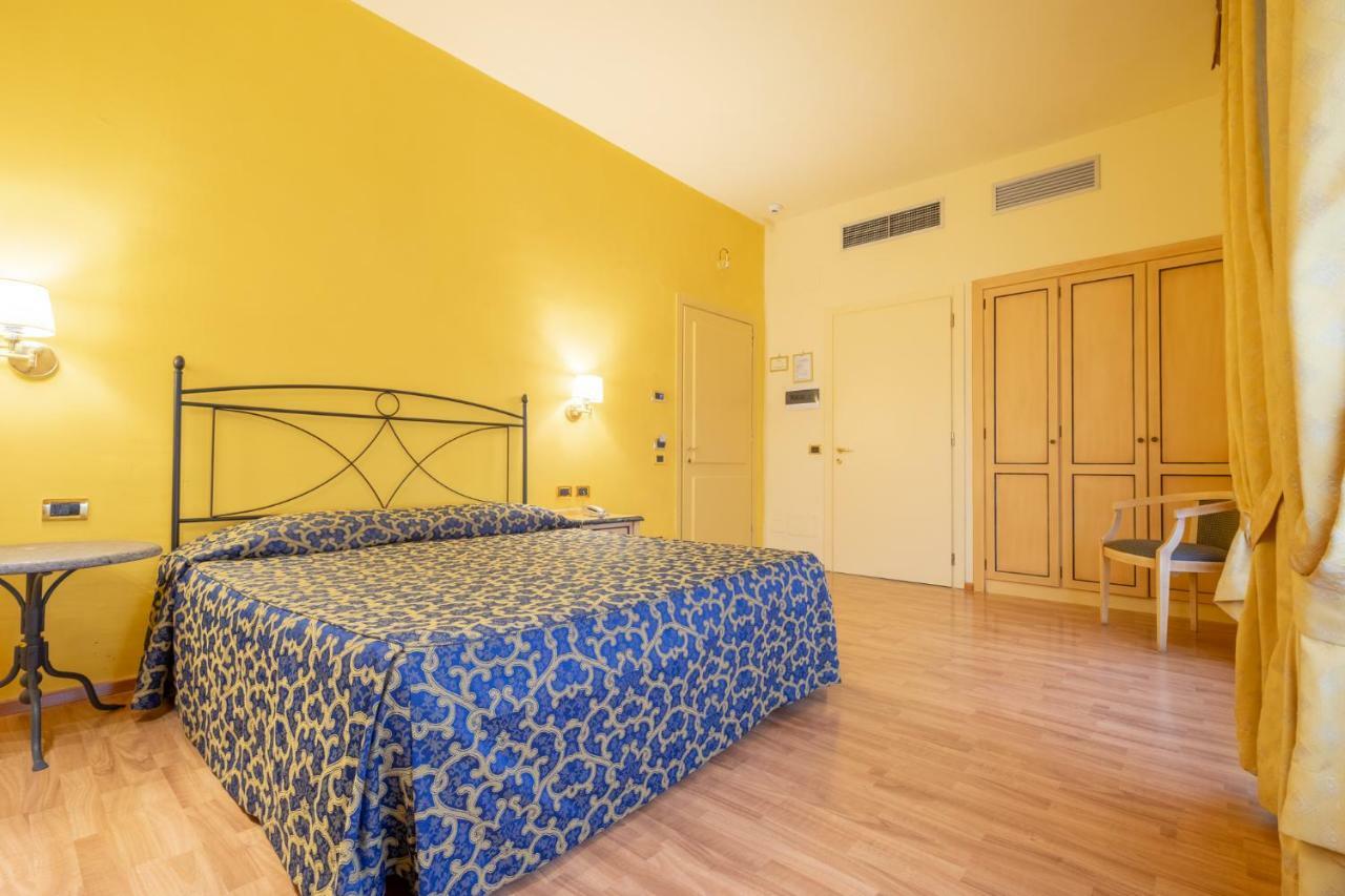 Hotel Benivieni Florence Exterior photo
