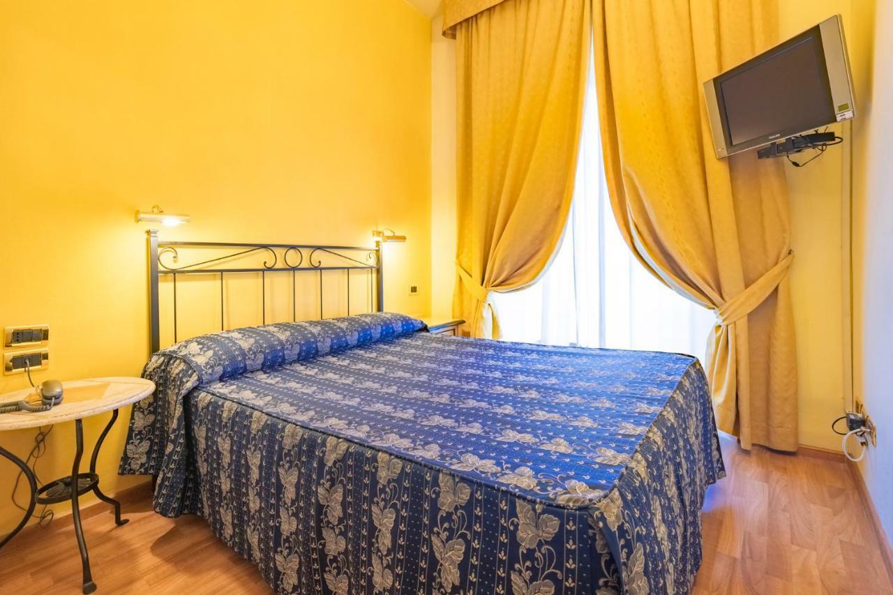 Hotel Benivieni Florence Exterior photo