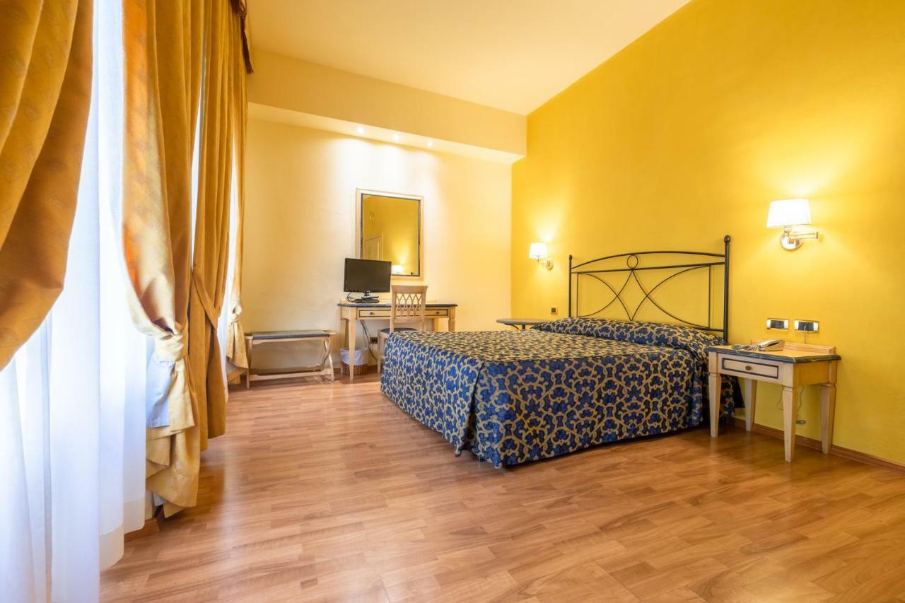 Hotel Benivieni Florence Exterior photo